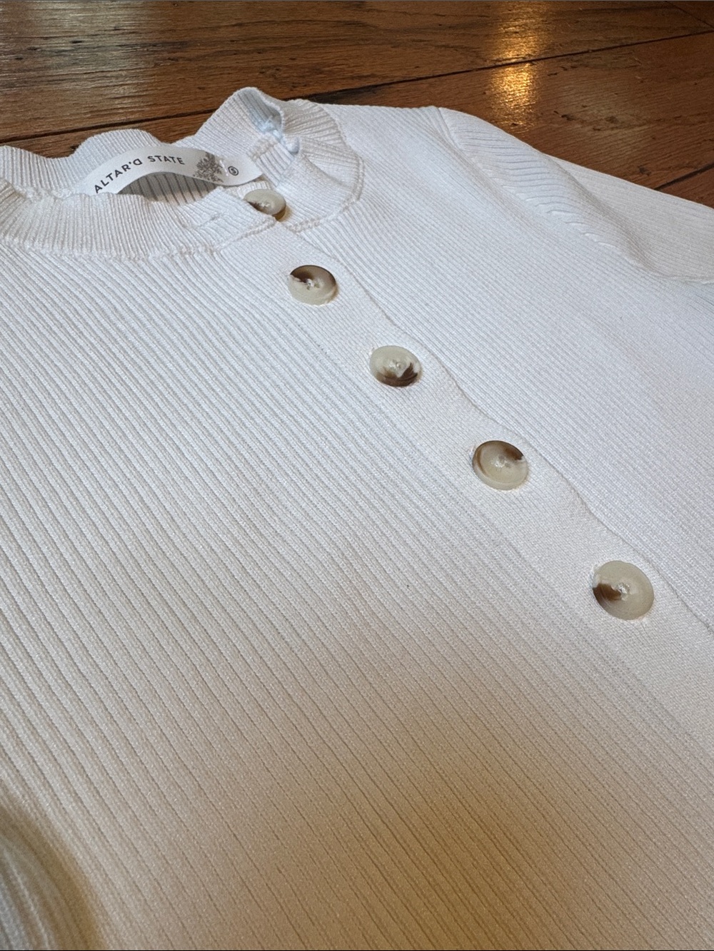 Altar’d State Ribbed Button-Front Short Sleeve Top - Picture 4 of 7
